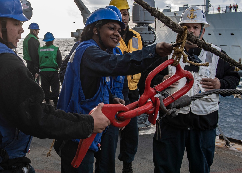 USS Carney (DDG 64)