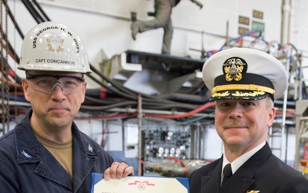 GHWB RO Receives Award During EOT Presentation