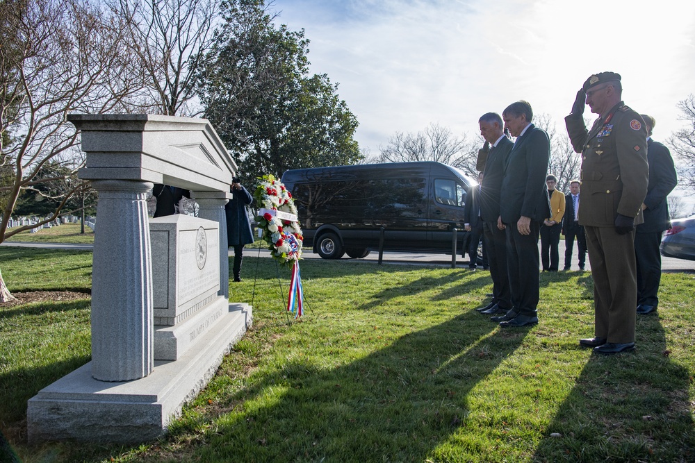 Luxembourg Embassy and Leadership Place a Wreath at the Battle of the Bulge Monument