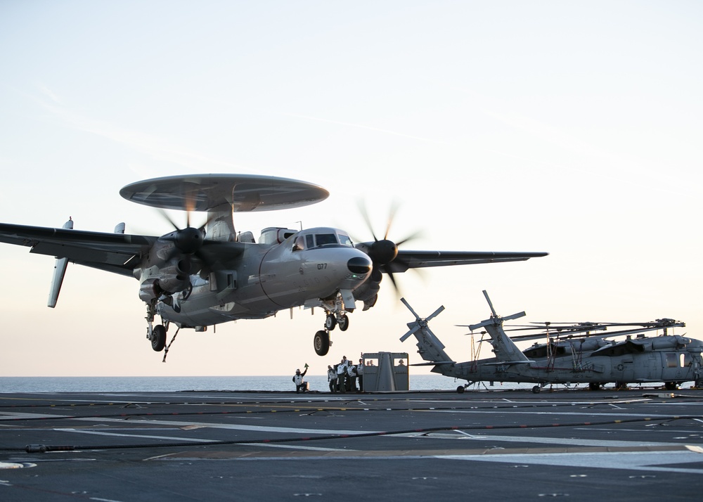 Ford E-2D Flight Operations