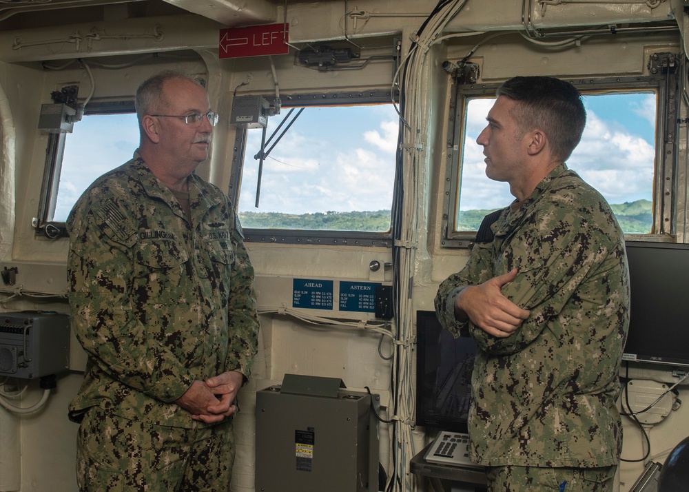 Navy surgeon general visits Frank Cable