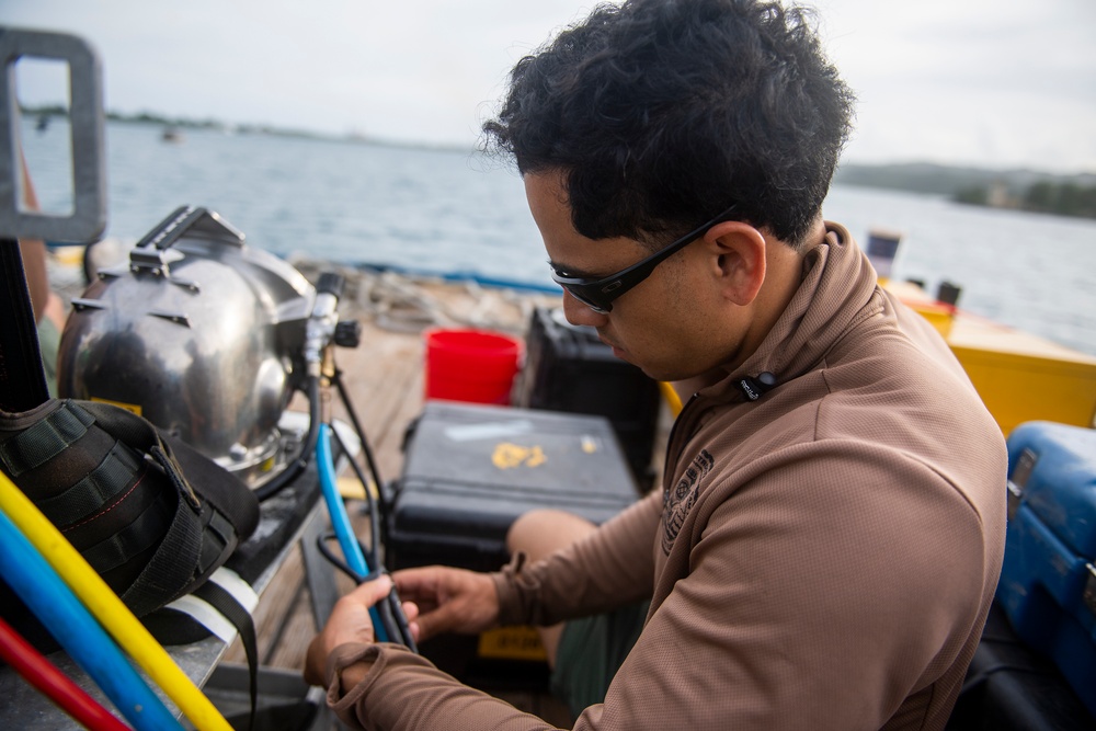 Navigational buoy maintenance