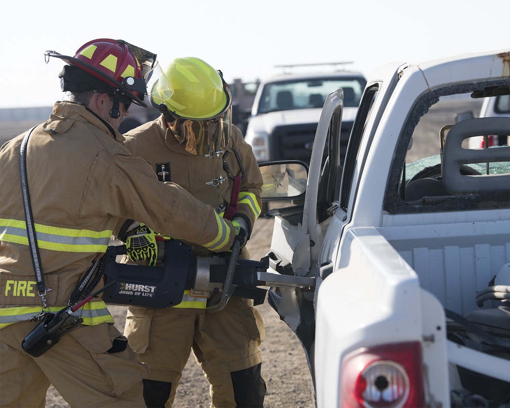 Fire Dept, EOD, leadership participate in vehicle extrication, burn exercise