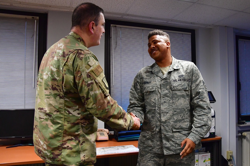 86 OSS Airman shines in the night