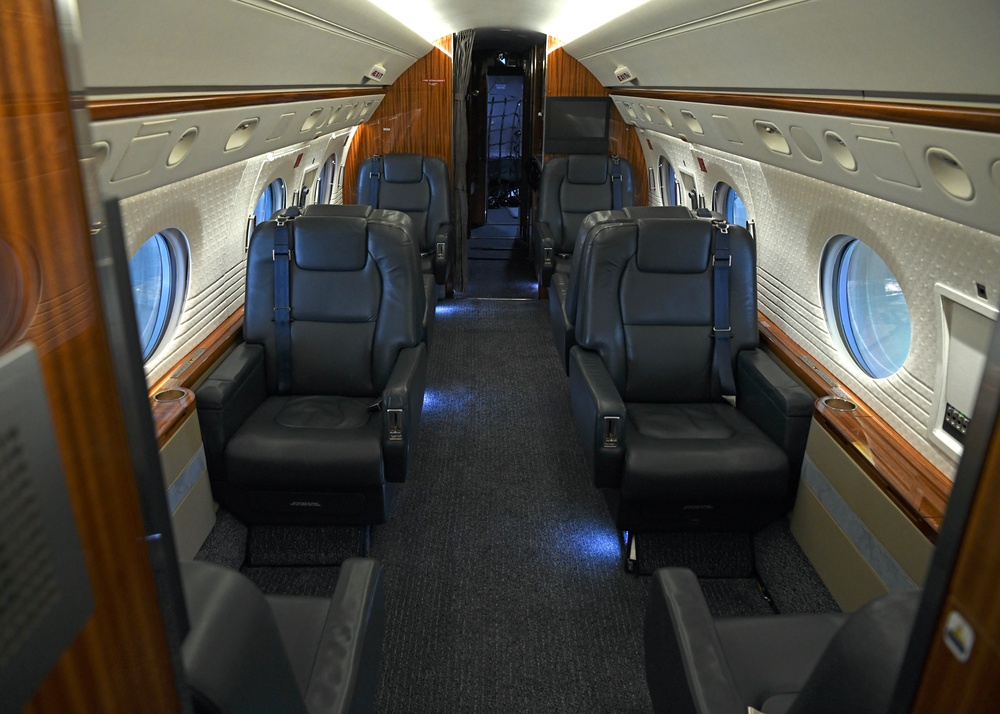 C-37B Gulfstream 550 Cabin