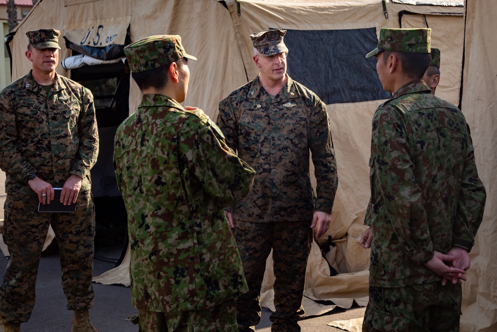 Iron Fist 2020: U.S. Sailors demonstrate field surgical and en flight medical capabilities to Japan Self Defense Force soldiers.