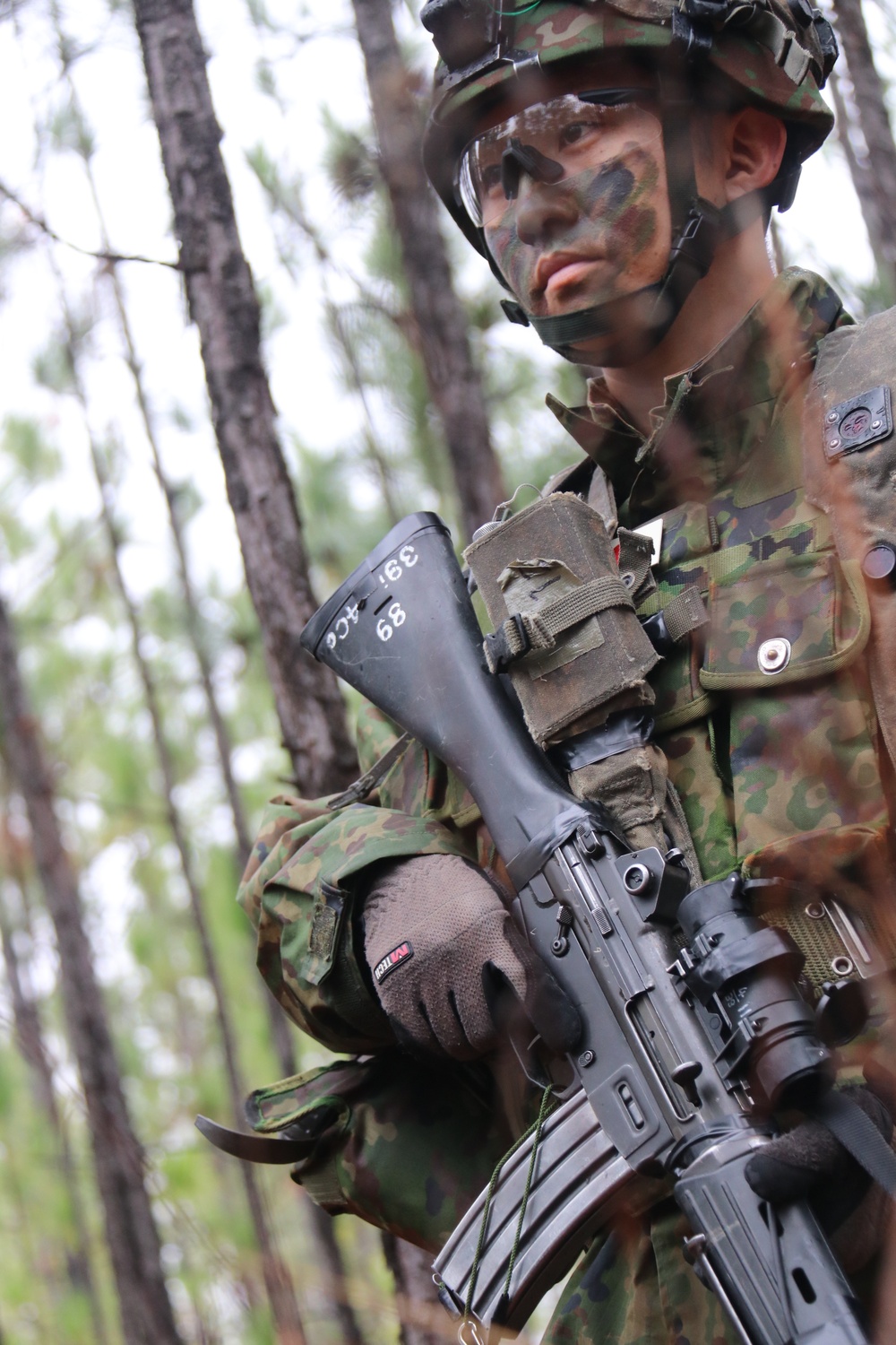 Members of the JGSDF work with 4th BCT (ABN), 25th ID