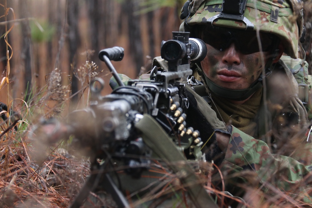 Members of the JGSDF work with 4th BCT (ABN), 25th ID