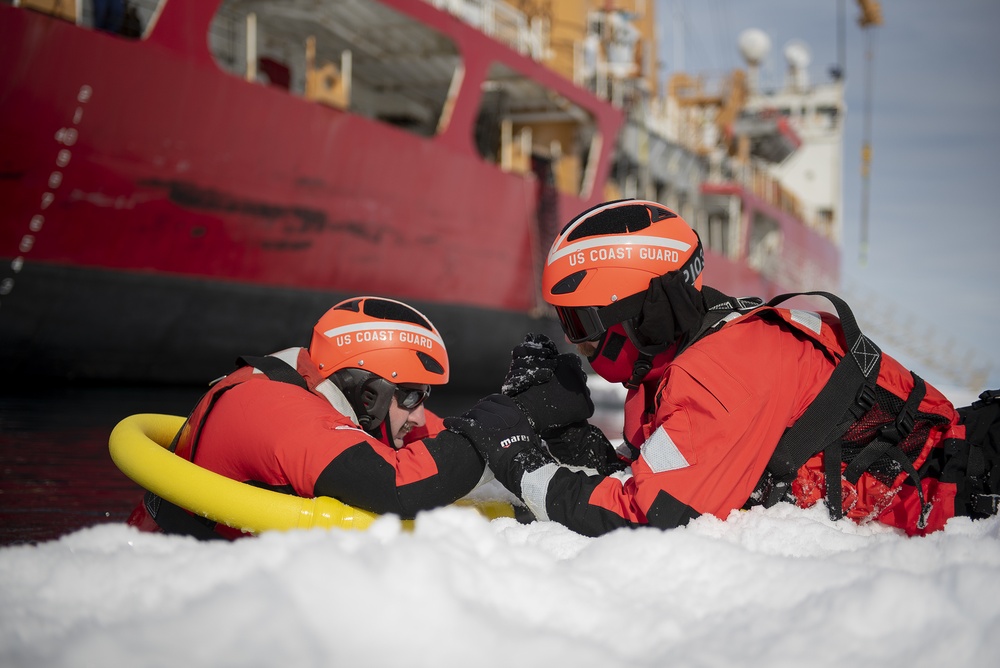 Coast Guard Cutter Polar Star participates in Operation Deep Freeze 2020