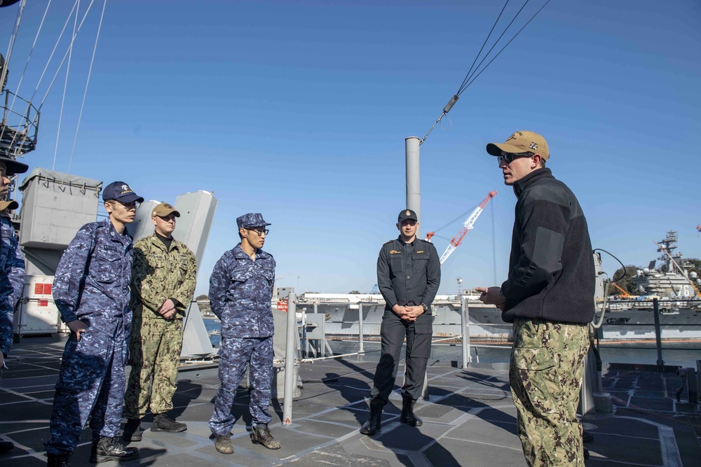 U.S., Japan, and New Zealand Sailors Kick Off 7th Fleet Sailor of the Year Week
