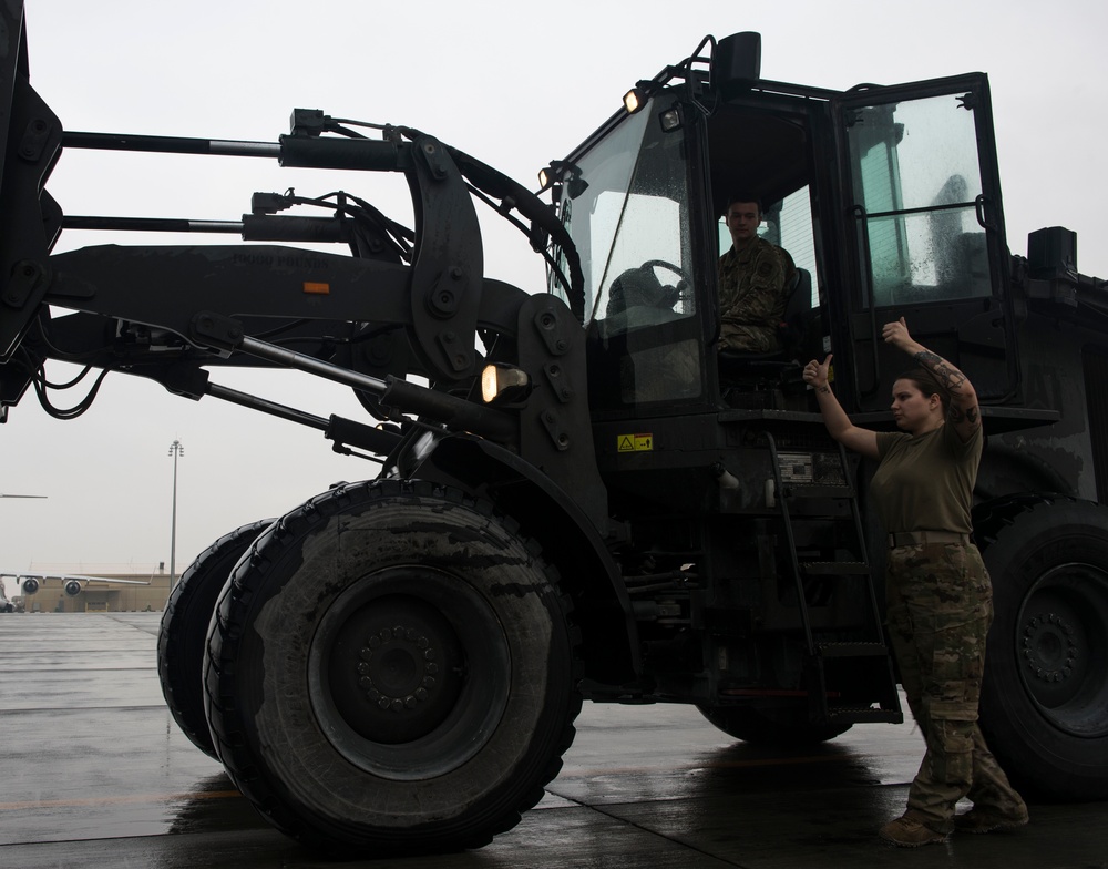 816th EAS Transports Cargo and Passengers