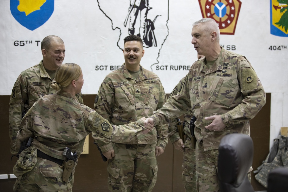 1st TSC Commander recognizes Illinois Army National Guard Soldiers