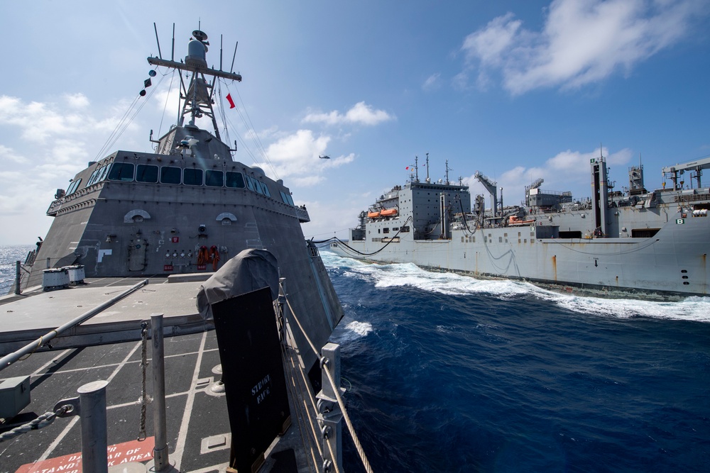 USS Montgomery UNREP
