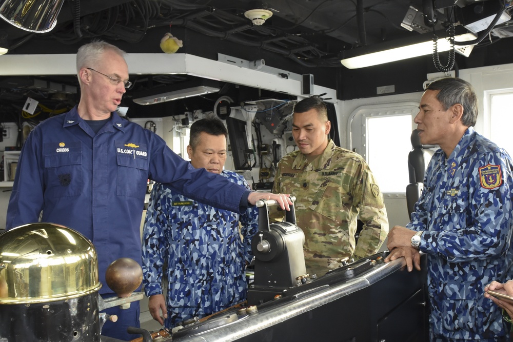 Vietnamese Coast Guard Members Tour U.S. Coast Guard Cutter John Midgett