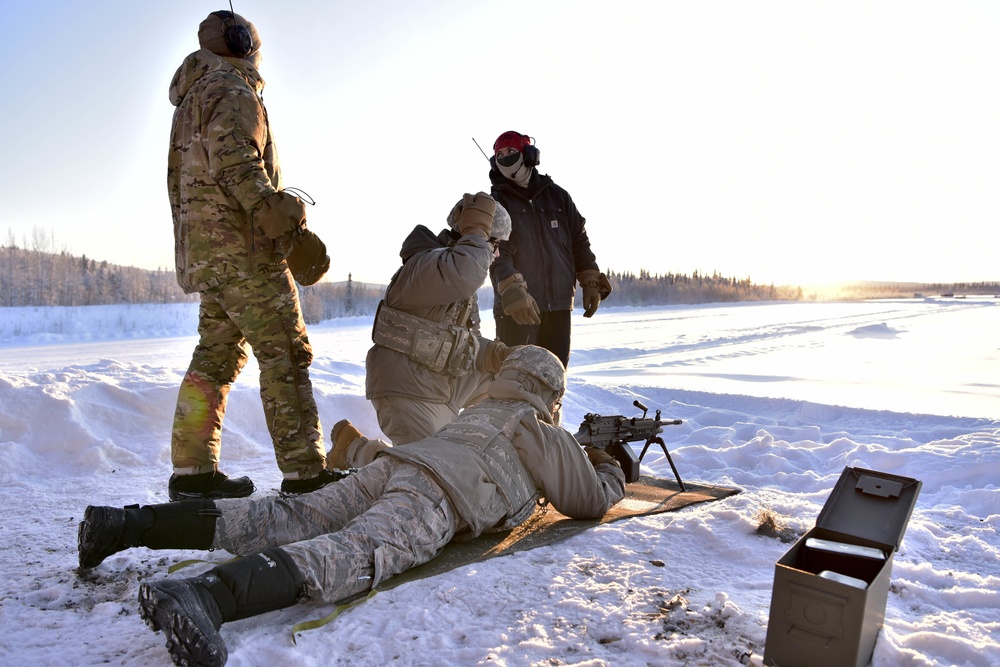 Eielson Defenders test prototype cold weather gear