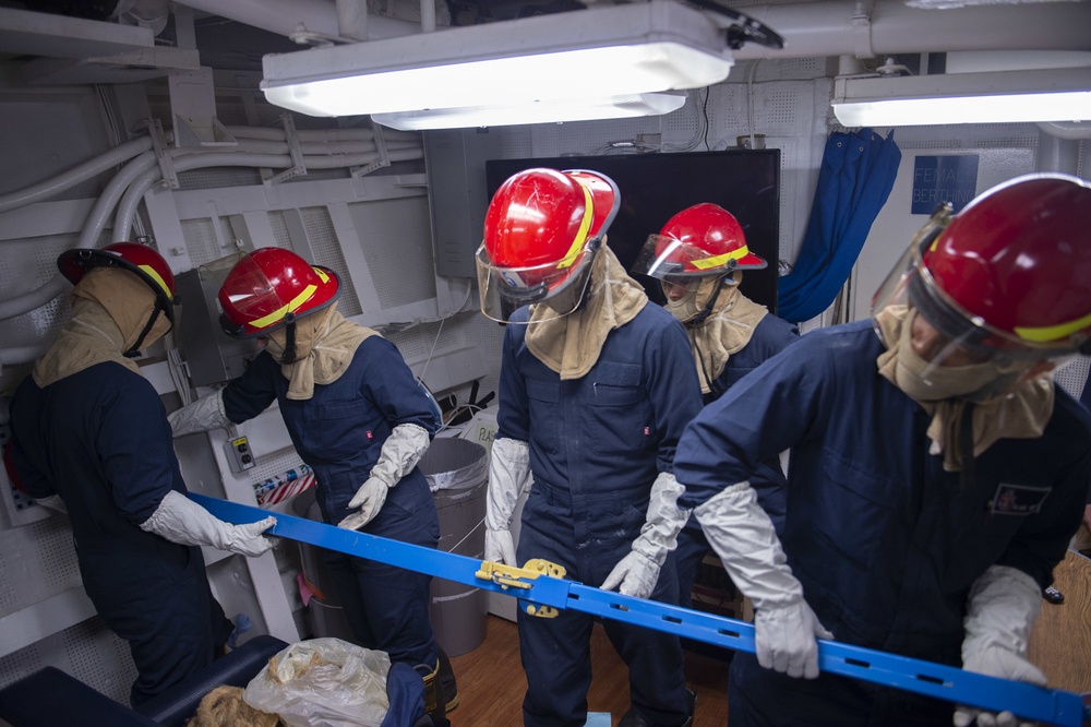 USS Shiloh Conducts Damage Control Drills