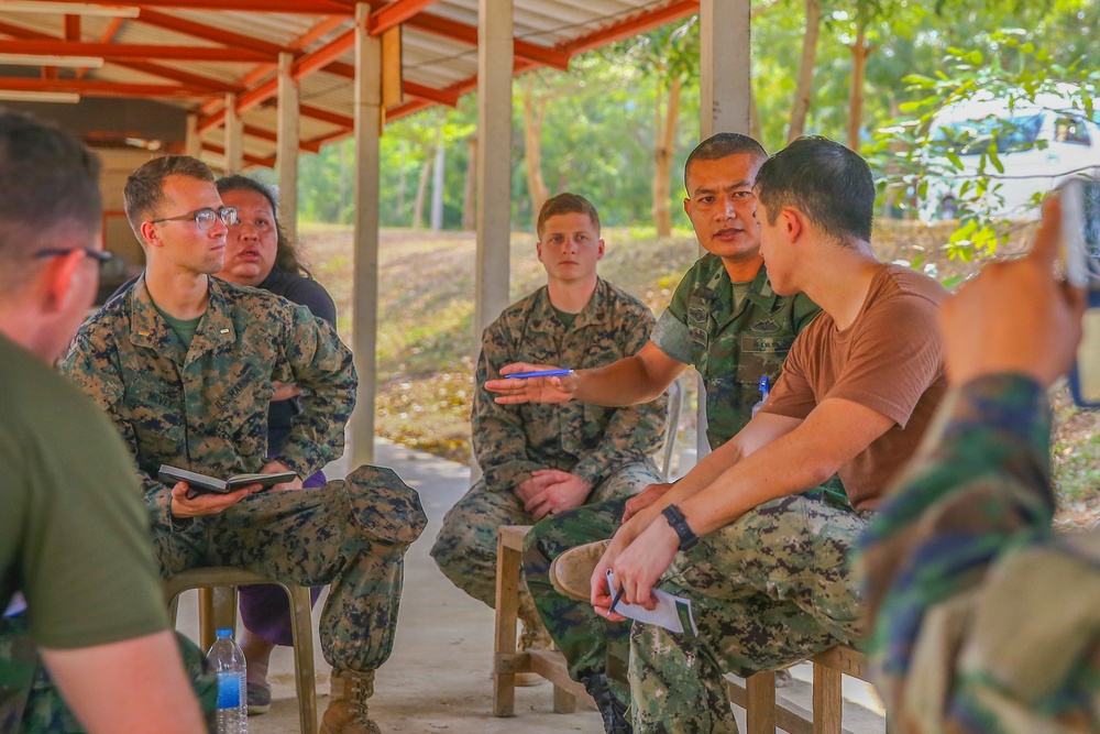 Meetings and Greetings | U.S. Marines and U.S. Navy Sailors increase interoperability with Royal Thai Marines
