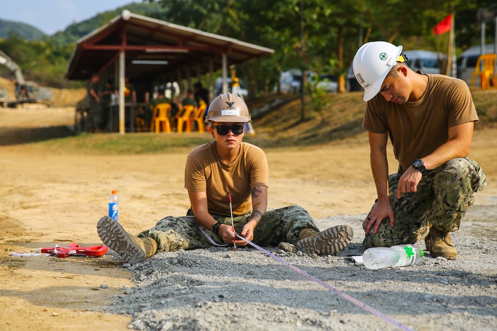 Engineers that Could I U.S. service members and Royal Thai Marines work together during a U.S. and Thai subject matter expert exchange