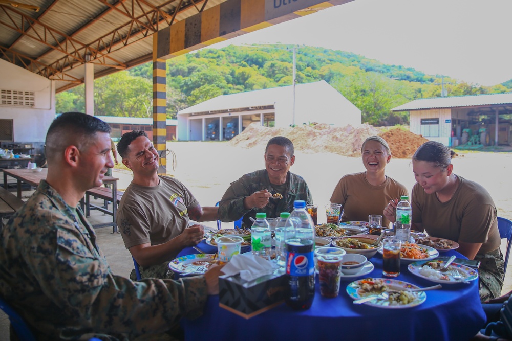 Engineers that Could I U.S service members and Royal Thai Marines strengthen a longstanding alliance over a meal