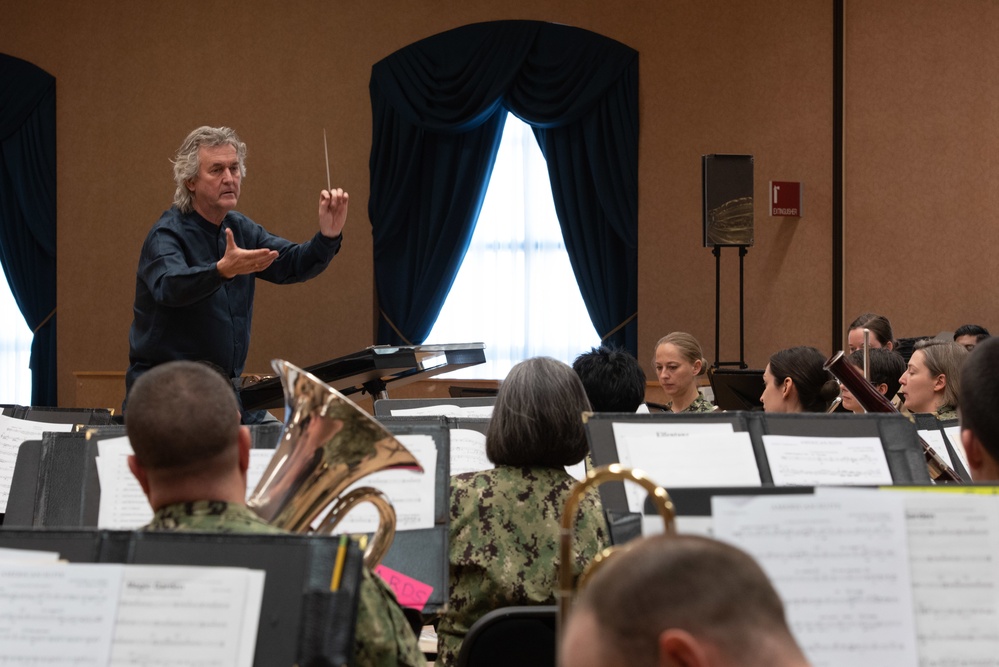 Johan de Meij with U.S. Navy Concert Band