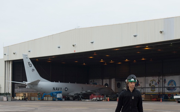 VP-4 AT Transports Media