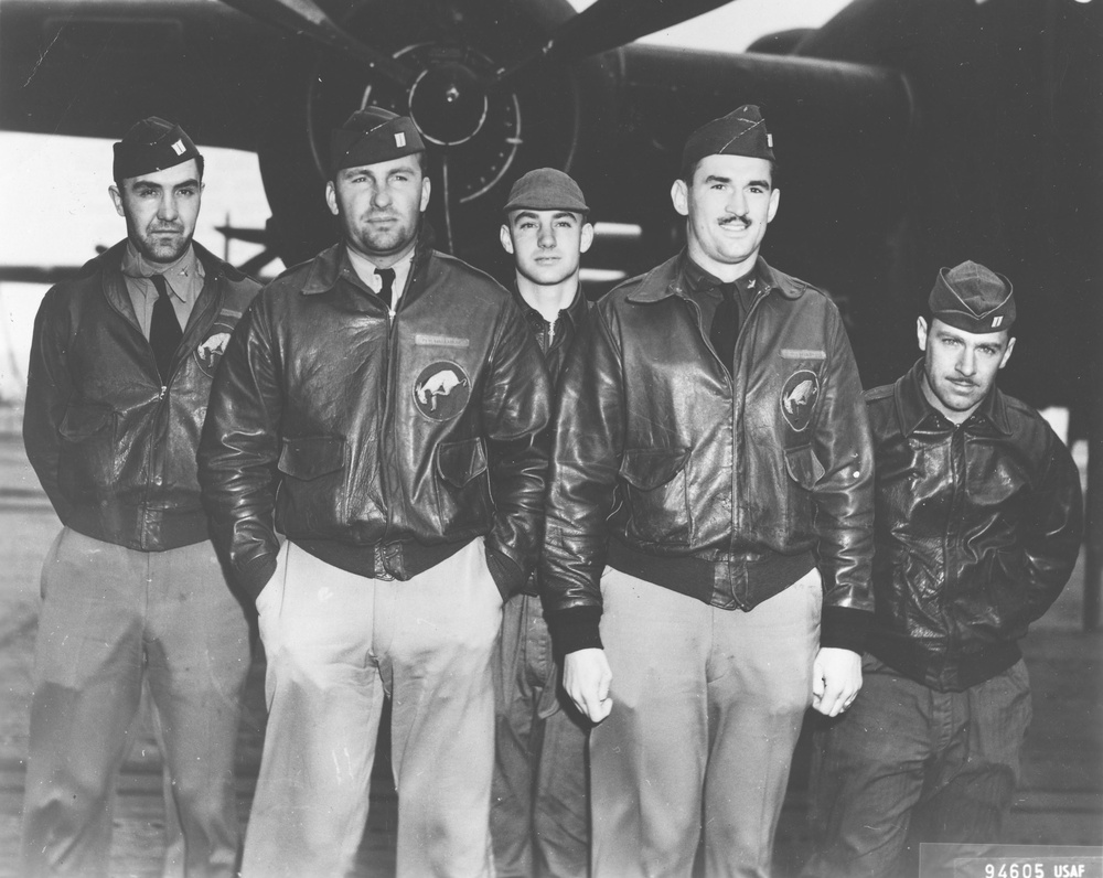 Doolittle Tokyo Raiders, Crew No. 6