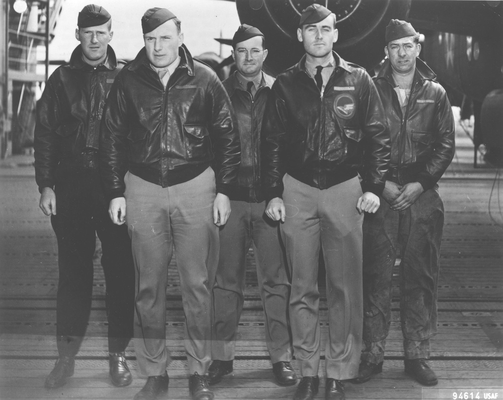 Doolittle Tokyo Raiders, Crew No. 15