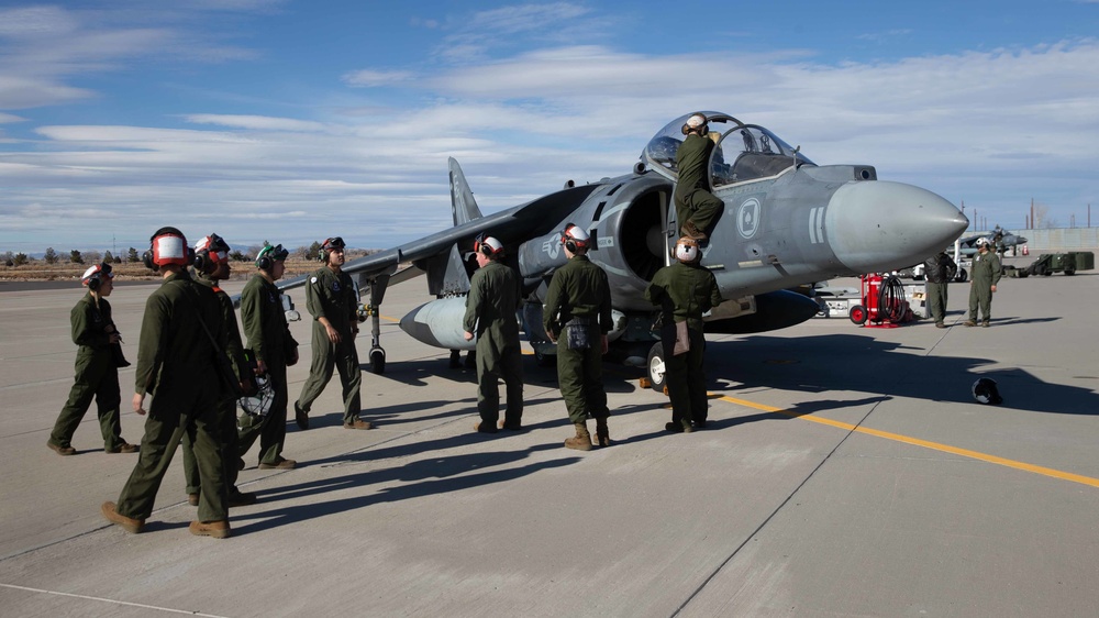 VMA-231's Equips AV-8B Harrier II's with Bombs at Fallon