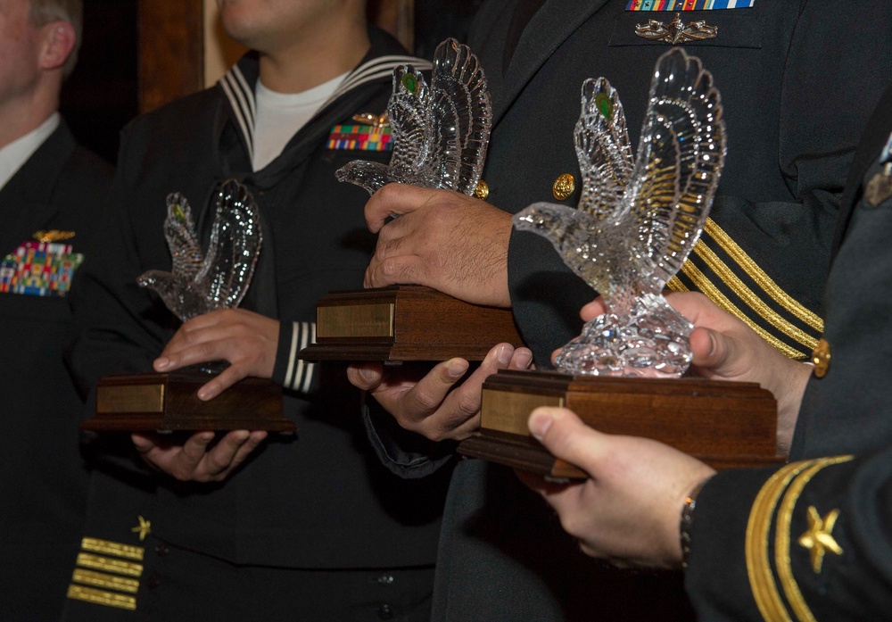 GHWB Sailor Accepts Stennis Award