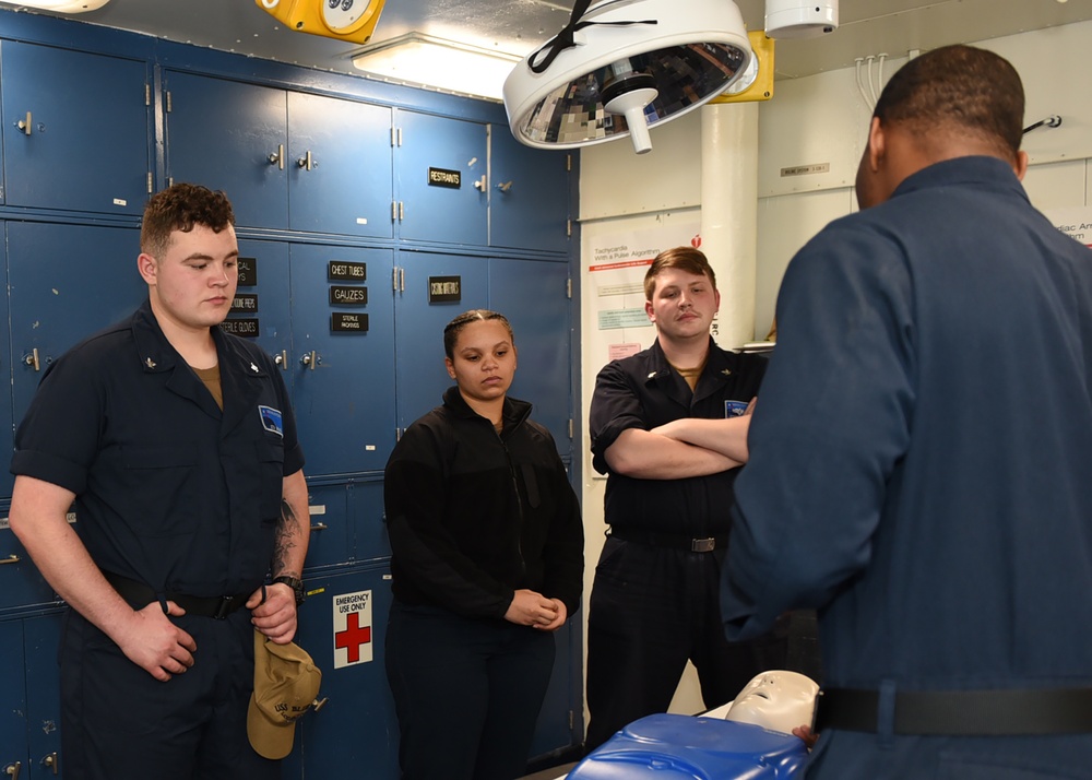 Blue Ridge Sailors Learn CPR