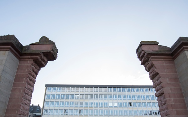 German community vows to remember