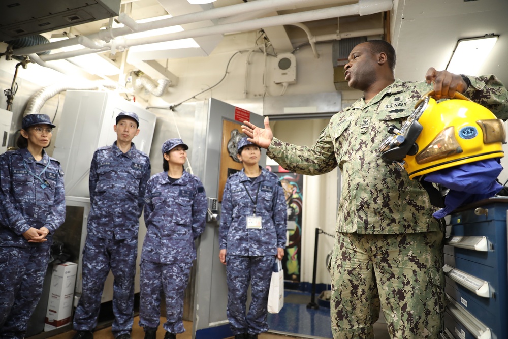 USS Emory S. Land Kure, Japan Visit