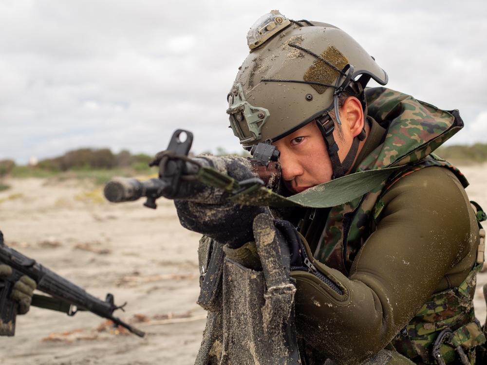 Iron Fist 2020: US Marines and Japan Ground Self-Defense Force soldiers participate in reconnaissance training