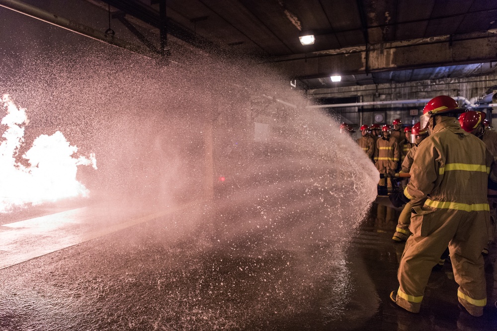 200122-N-TE695-0011 NEWPORT, R.I. (Jan. 22, 2020) -- Navy Officer Candidate School conducts firefighting training