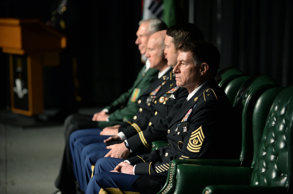 USAJFKSWCS Students Awarded Green Berets