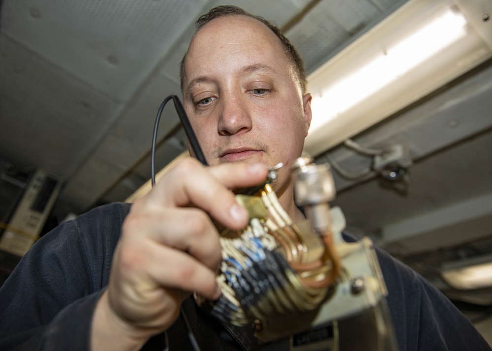 USS Normandy Sailor Troubleshoots Ultra-High Frequency Radio Wiring Harness