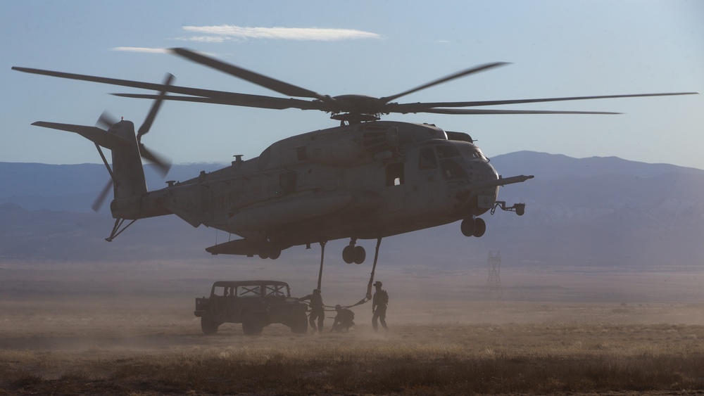 HMH-461 Marines transport Humvees with CH-53E Super Stallion helicopters