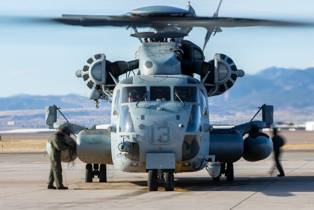 HMH-461 Preflight Operations