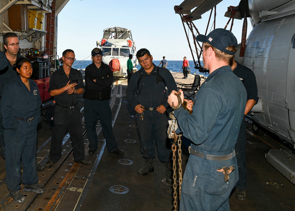 USS Normandy Sailor Conducts Training