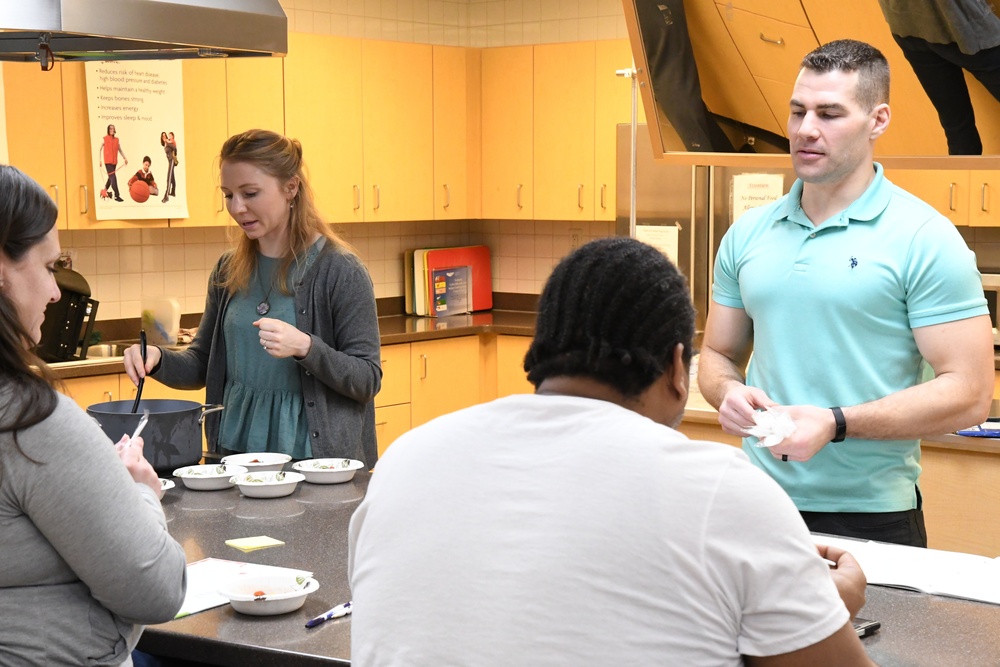 Fort Drum community members cook up some “Smart Food”