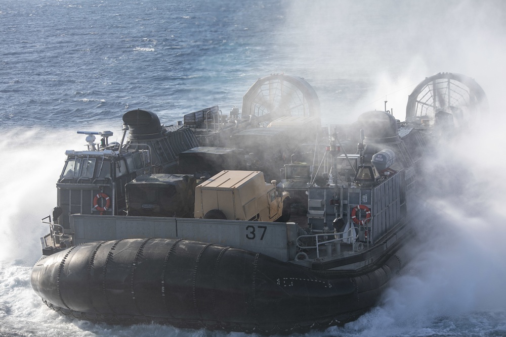 LCAC transits in the red Sea