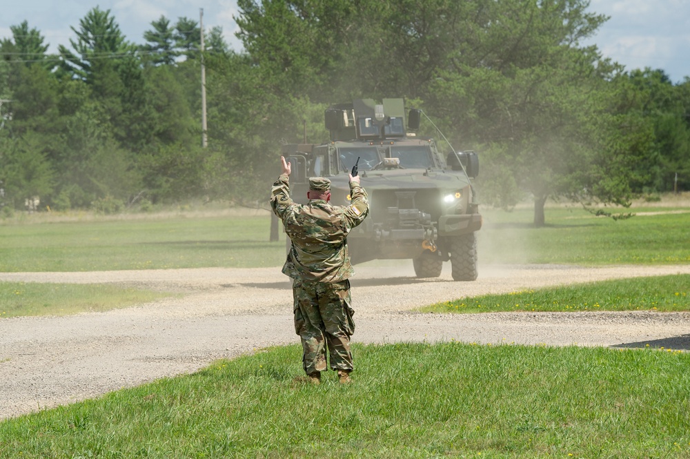 Soldiers participate in JLTV Training at Ft. McCoy
