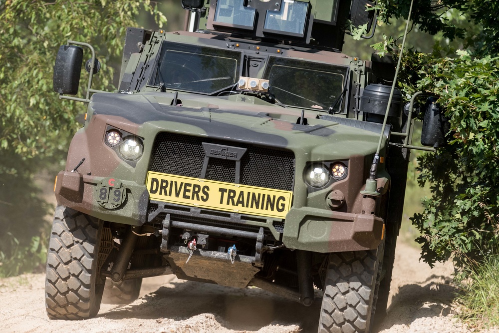 Soldiers participate in JLTV Training at Ft. McCoy