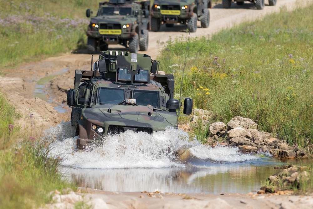 Soldiers participate in JLTV Training at Ft. McCoy