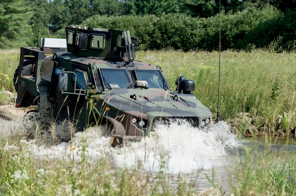 Soldiers participate in JLTV Training at Ft. McCoy
