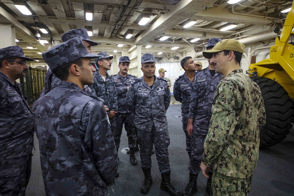 Jordanian military members take a tour of the New York