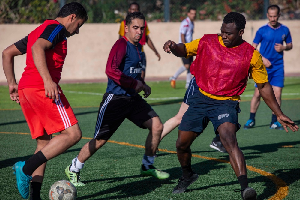 Sailors Play soccer with Jordanian military