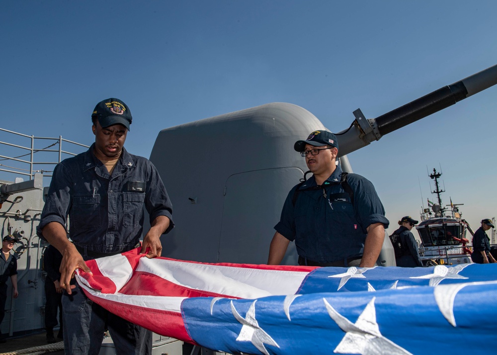 USS Normandy Departs Jebel Ali