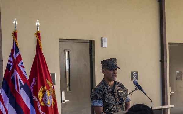 BEQ Untying Maile Lei ceremony