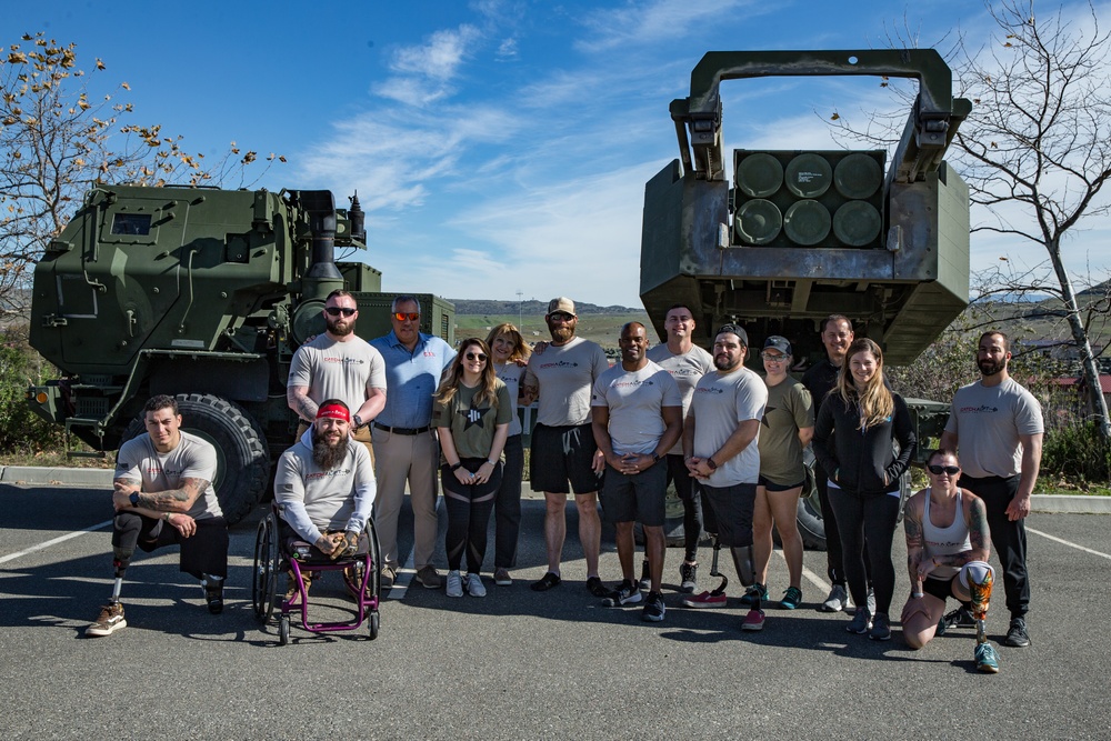 Catch a Lift Veterans work out with Sierra Battery, 5th Battalion, 11th Marine Regiment